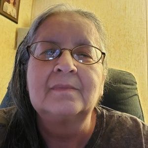 Meet your Posher, Karla